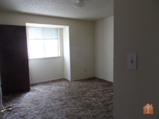 Building Photo - 2810 Parque De Oeste Dr