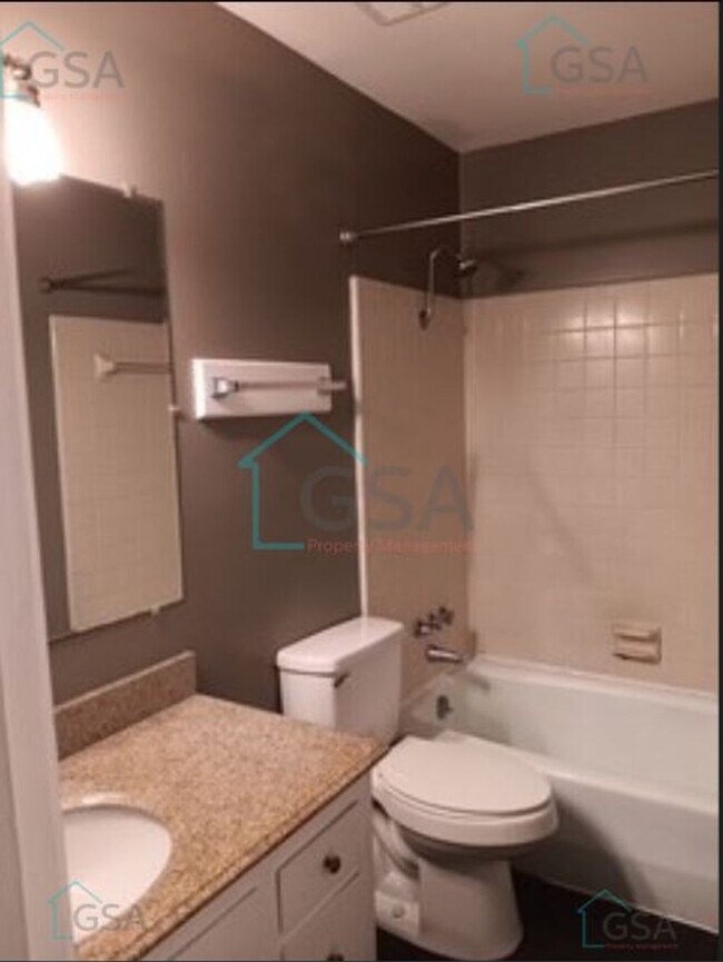 Building Photo - 106 Keowee Ave