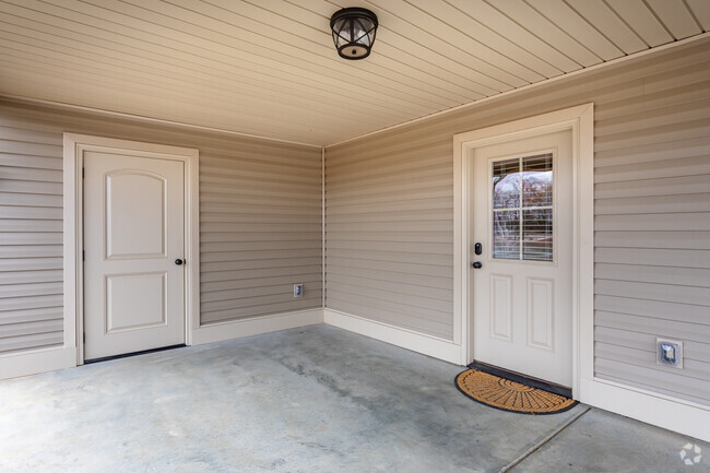 Carport - Chandler Reserve Club