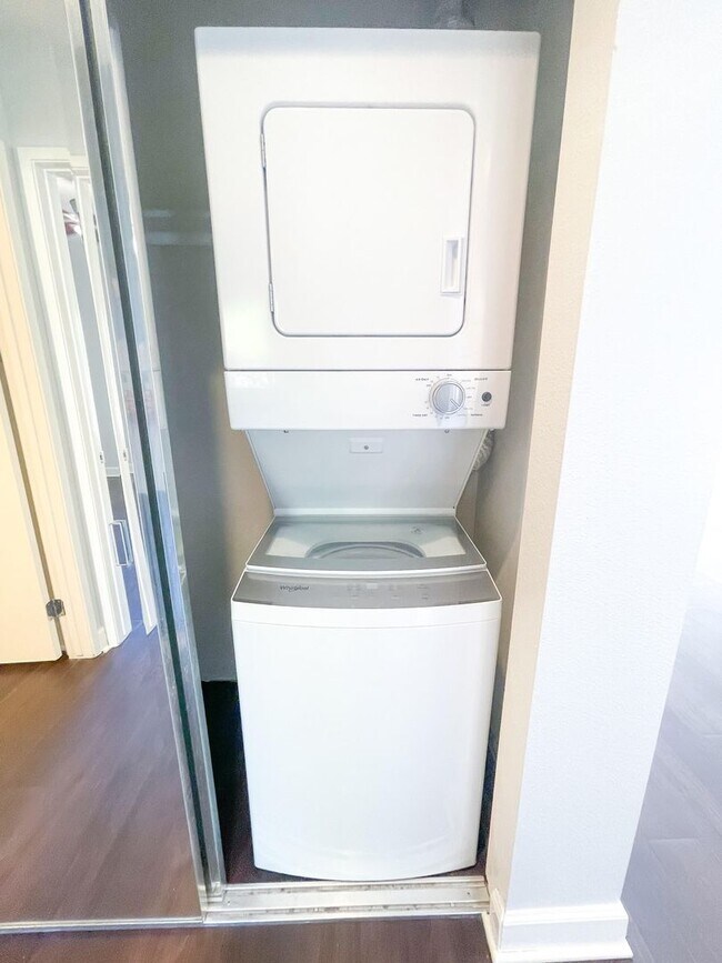 Foto del interior - 1st &amp; Penn Apts - 1penn