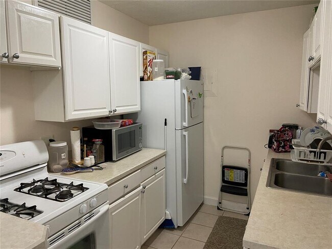 Foto del edificio - 1700 SW 16th Ct
