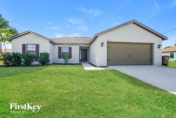 Primary Photo - 2203 SW 11th Ct