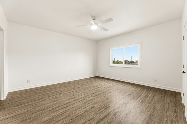 Foto del edificio - 534 E Hazel St