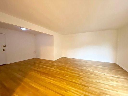 Foto del edificio - 1 bedroom in BRONX NY 10471