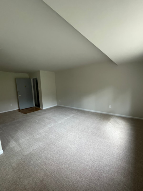 Building Photo - 4020 Washington Blvd