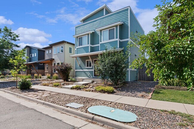 Foto del edificio - 3 (4th bedroom could be in the basement) B...