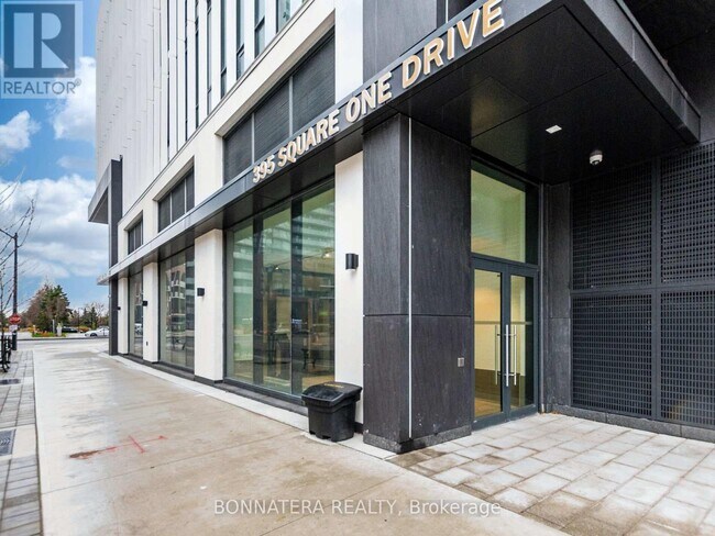 Building Photo - 395 Square One Dr