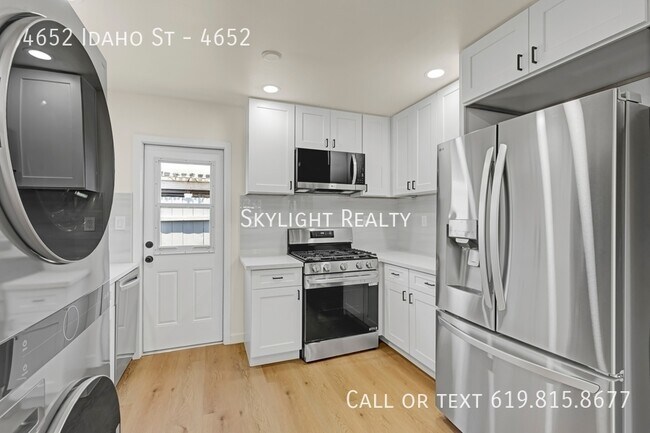 Foto del edificio - 4652 Idaho St