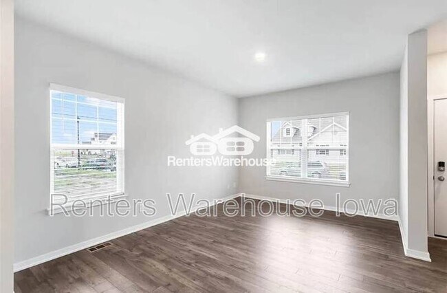 Foto del edificio - 2302 SW Plaza Pkwy