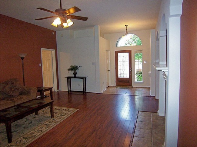 Building Photo - 13310 White Ibis Dr