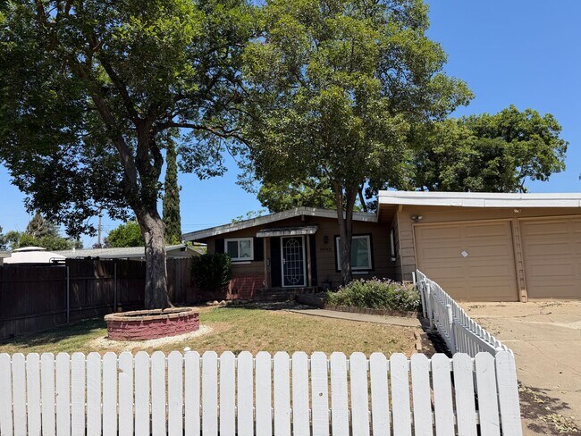 Foto del edificio - Adorable 3 bedroom 2 bath bungalow in Rosemont