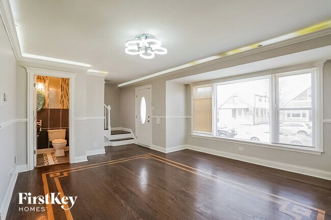 Foto del edificio - 2869 W 84th Pl
