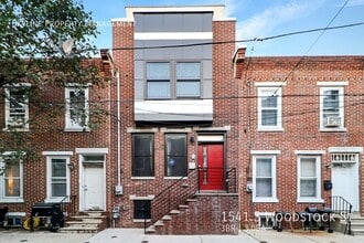 Building Photo - 1541 S Woodstock St
