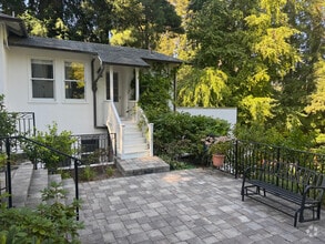 Building Photo - 2141 Forest View Ave