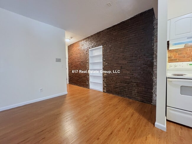 Foto del edificio - 62 S Huntington Ave