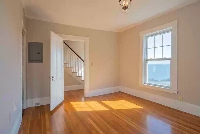 Hallway to Third Floor - 193 Lynn Shore Dr