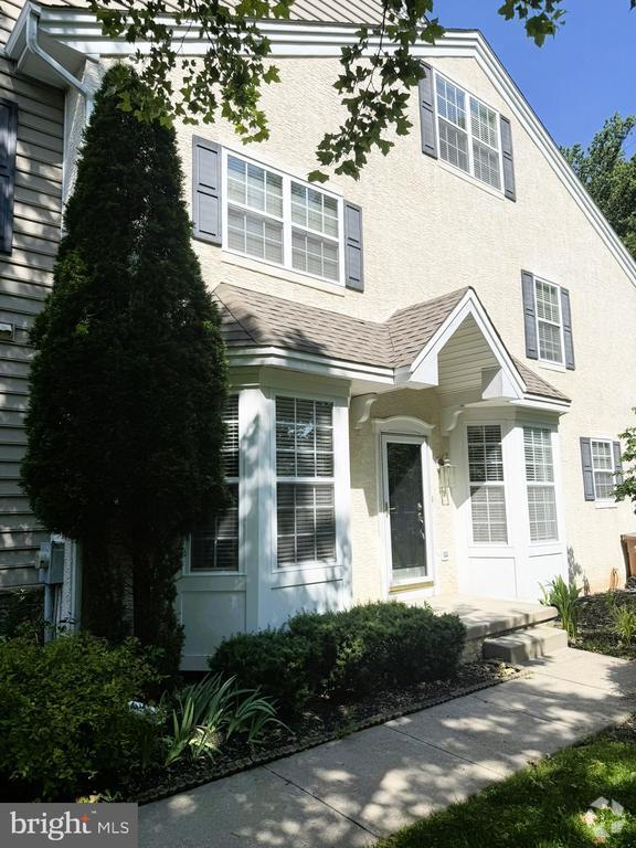 Building Photo - 82 Brecknock Ct