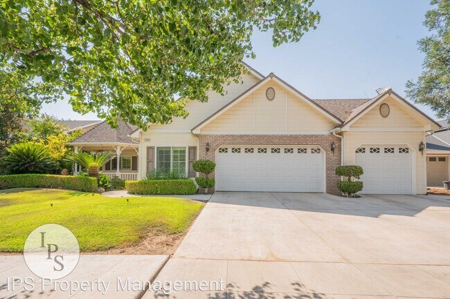 Foto del edificio - 4 br, 2 bath House - 1782 N. DeWitt Ave.