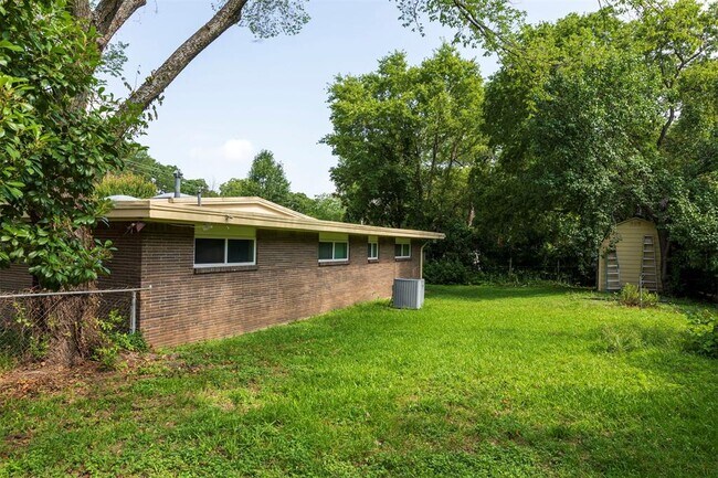 Foto del edificio - 712 S Wildwood Dr