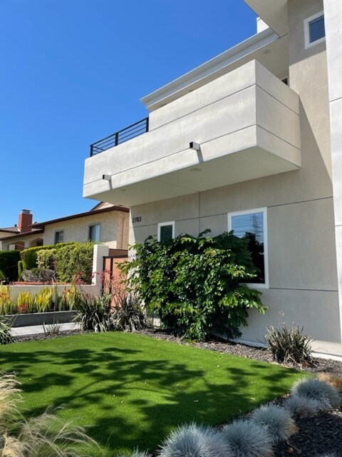 Patio delantero - 2783 190th St