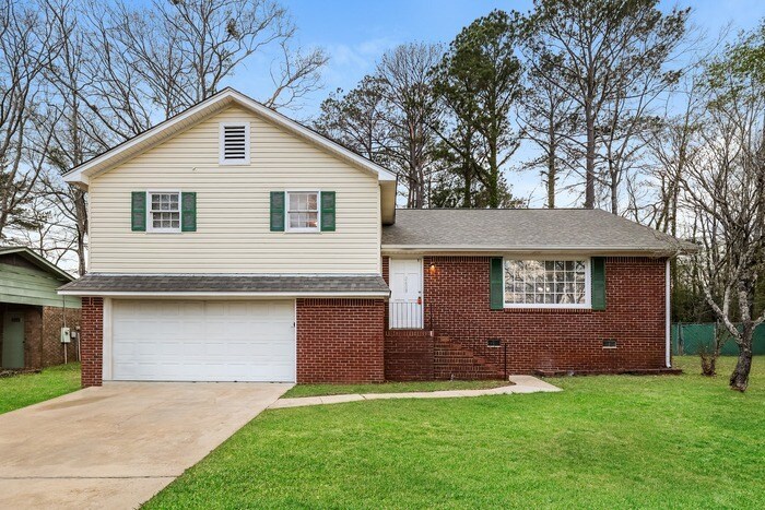 Primary Photo - Adorable 3 Bedroom Home