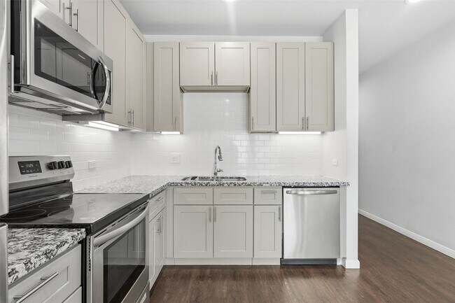 Foto del edificio - 4937 Ambient Dr