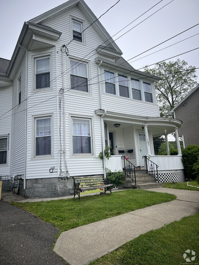 Building Photo - 181 High St