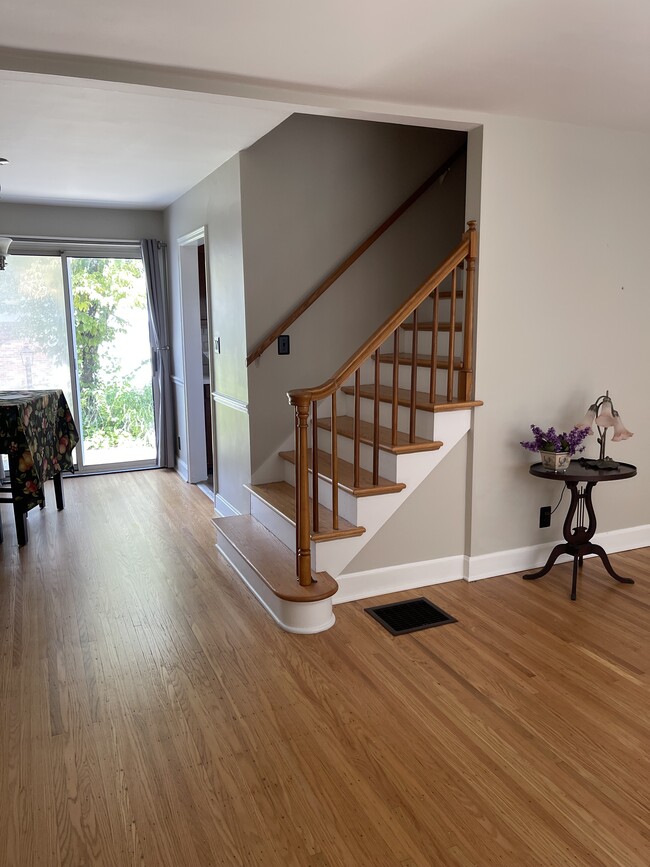 Stairs and dining room - 1411 Falcon Dr