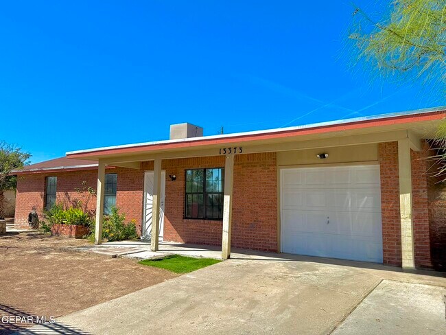 Foto del edificio - 13373 Greendale