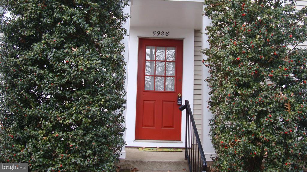 Primary Photo - 5928 Havener House Way