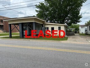Building Photo - 700 S College Dr