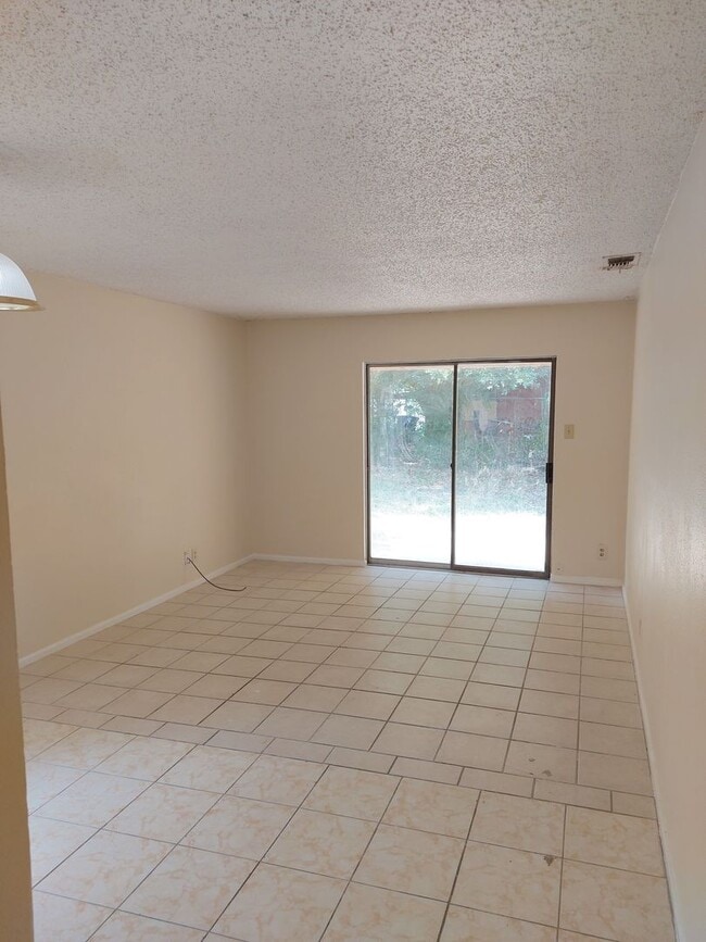 Building Photo - Alnwick Duplex #1