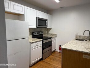 Building Photo - 58 Meadow Ridge Rd