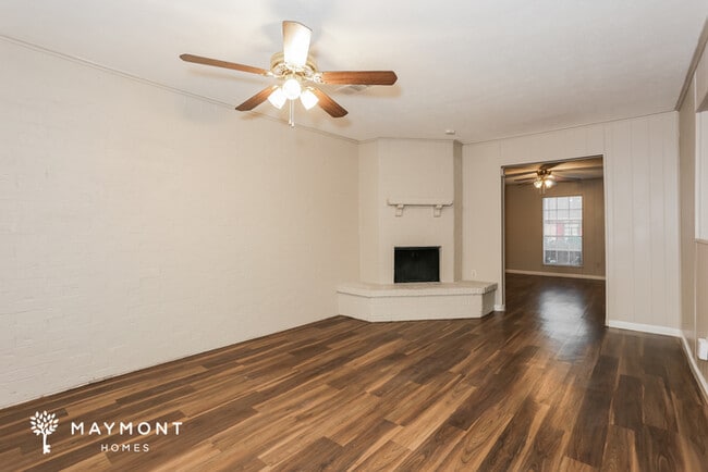 Building Photo - 40 E Mountain Creek Dr