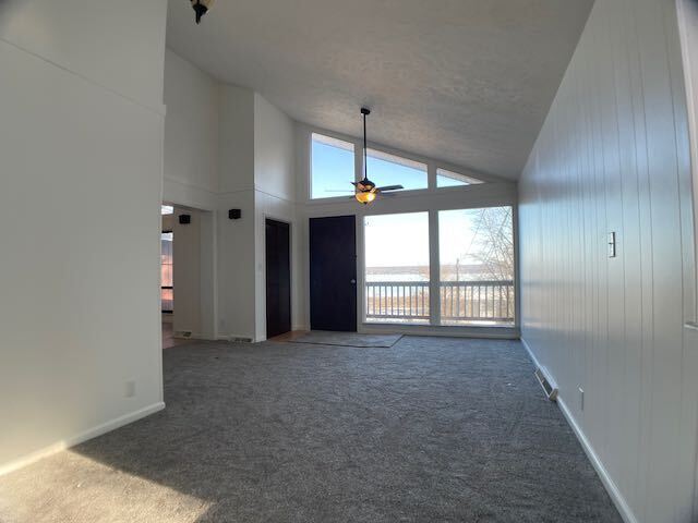 Building Photo - Duplex in Peoria Heights - River View