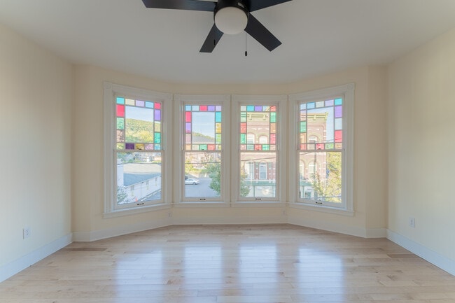 Foto del edificio - 81 North Ave