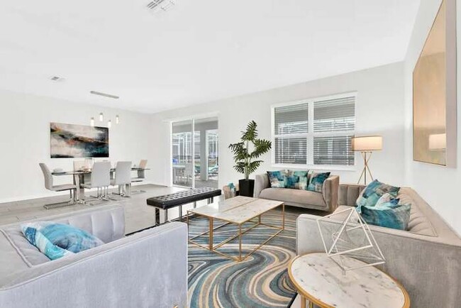 Building Photo - 640DROP SHOT DRIVE