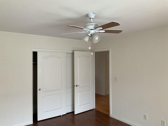 Foto del edificio - 7949 Mosaic Harbor Ave