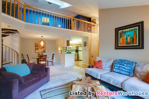 Building Photo - 603 Admiral Dr