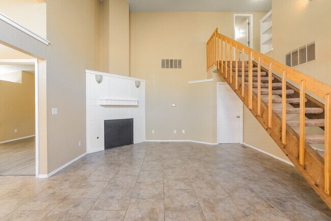 Building Photo - 616 Stoneridge Dr