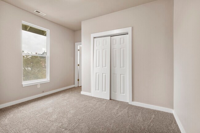 Foto del edificio - 512 E 34th St