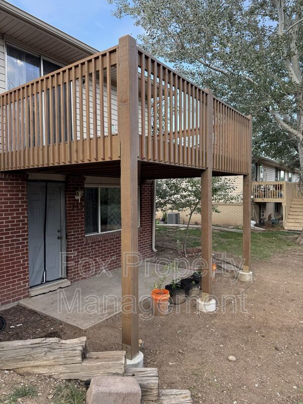 Building Photo - 710 W Cleveland Cir