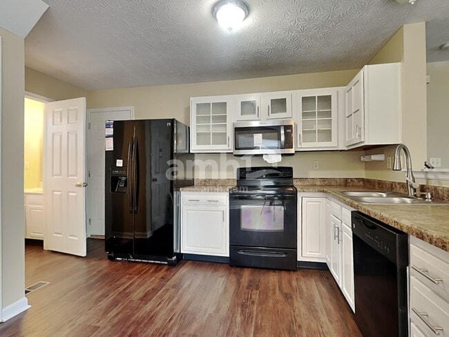 Building Photo - 1851 Treeshade Ct