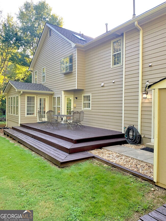 Foto del edificio - 345 Legacy Ln