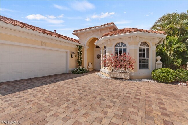 Building Photo - 8725 Largo Mar Dr