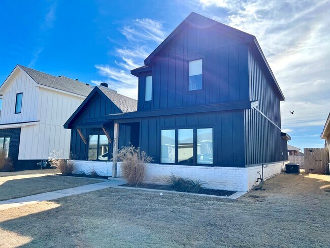 Foto del edificio - Easy Living with AMRR: Beautiful 4-Bedroom Home Near HEB