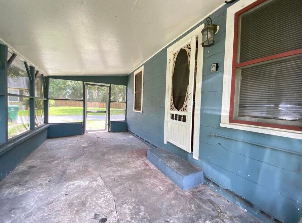 324 S Osceola St, DeLand, FL 32724 House Rental in DeLand, FL