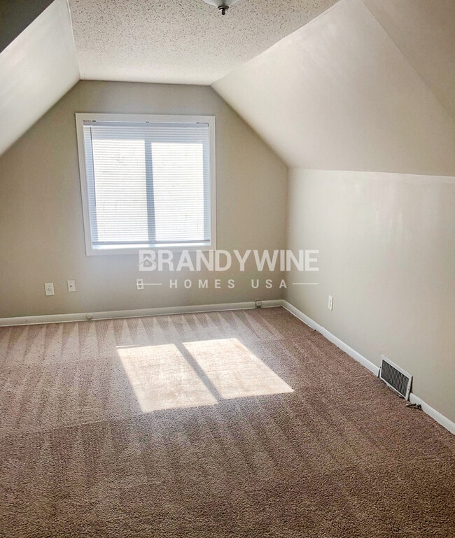 Building Photo - *** 1 month FREE RENT!!! ***