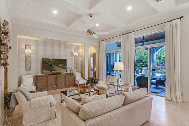 Building Photo - 11501 Green Bayberry Dr