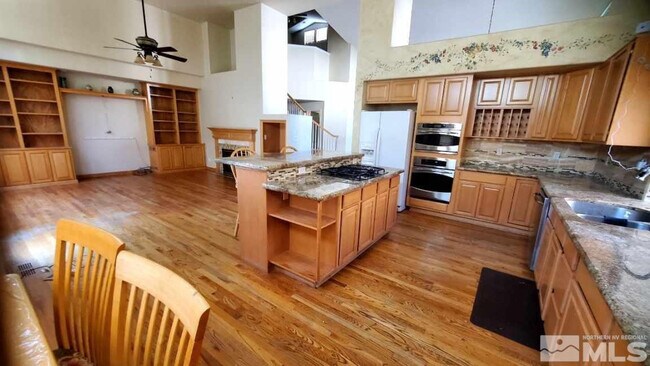 Foto del edificio - 4858 Ramcreek Trail